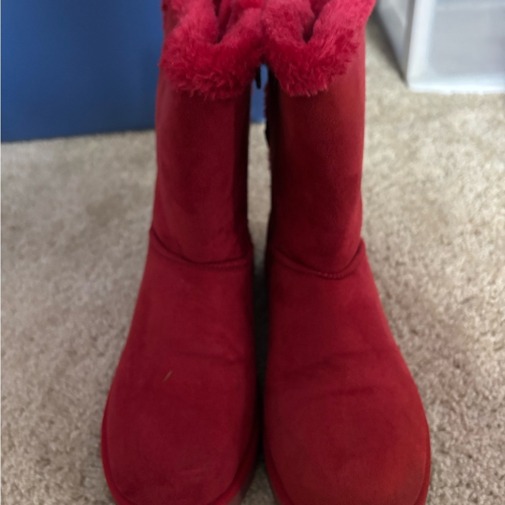 Red Winter Rain Boots with Furry Trim